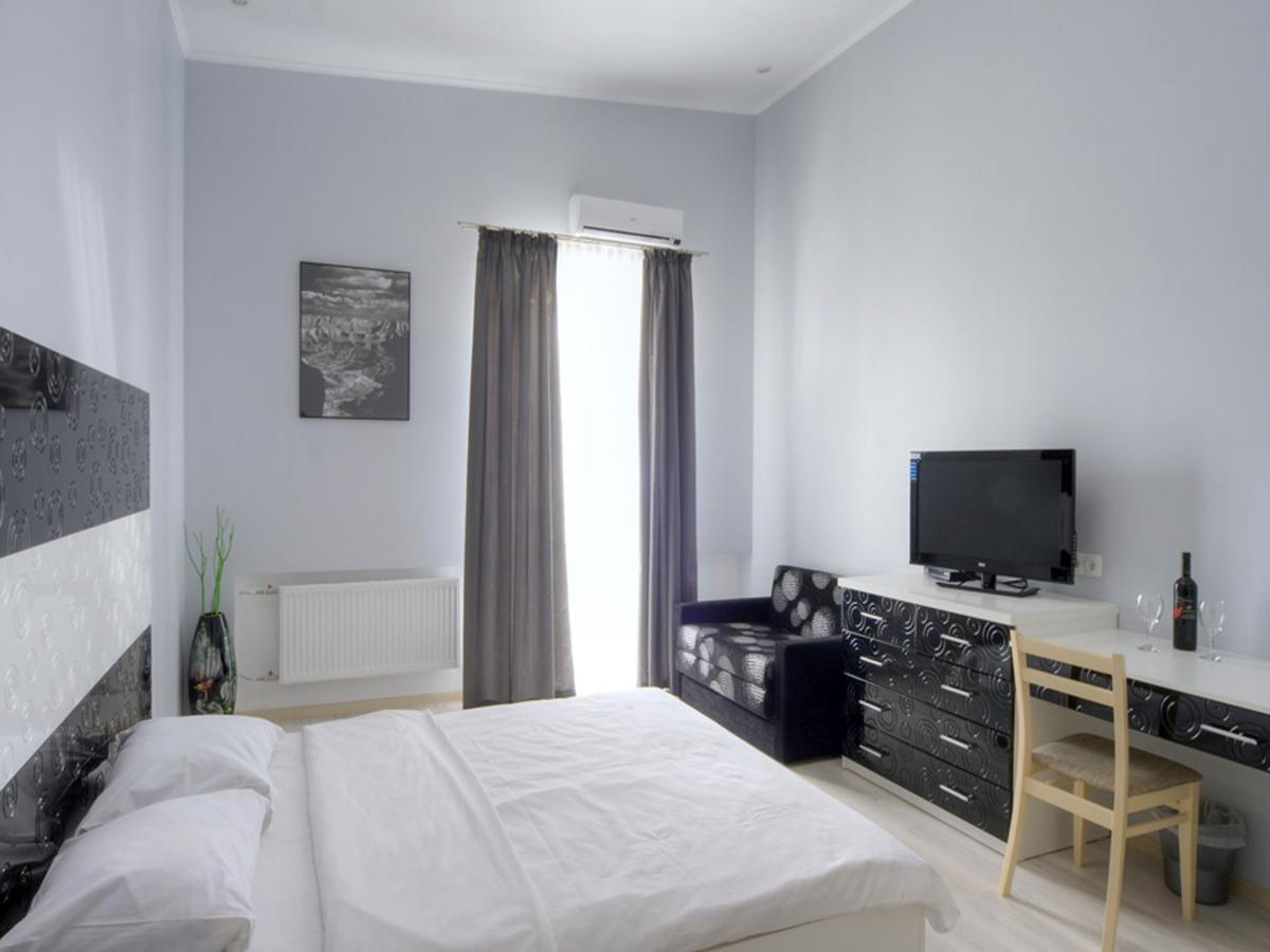 Best Season Apart Hotel Kiev Esterno foto
