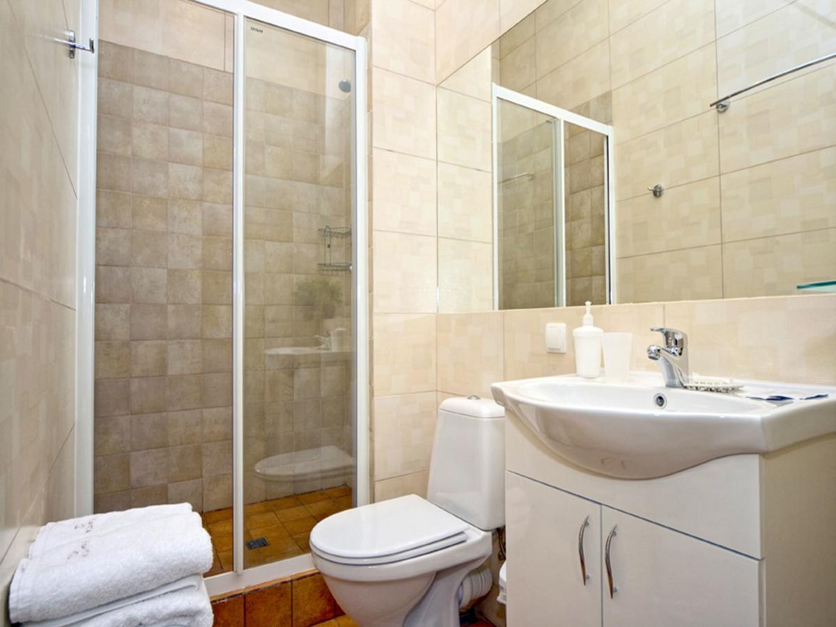 Best Season Apart Hotel Kiev Esterno foto