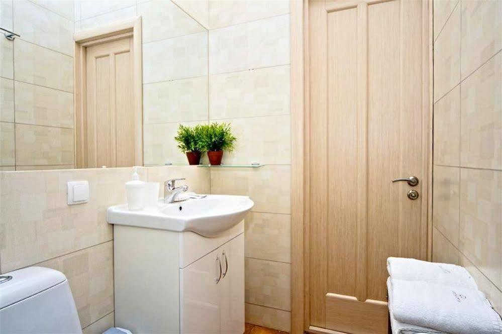 Best Season Apart Hotel Kiev Esterno foto